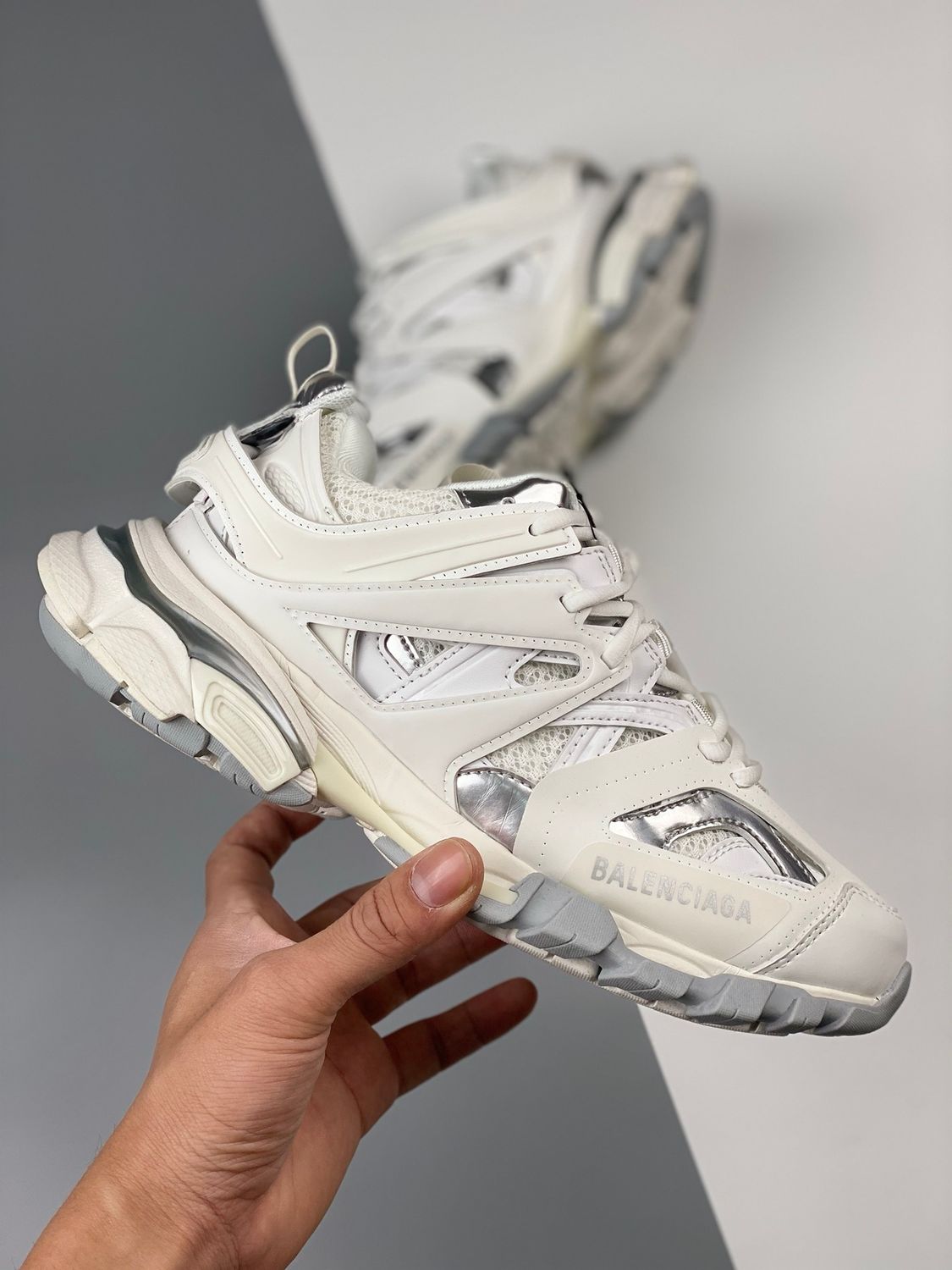 BLG White