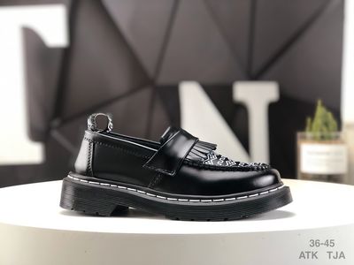 DM Low Top