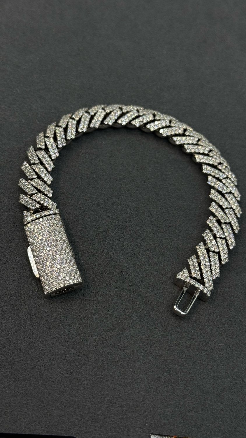 Moissanite Prong Setting Bracelet 12MM