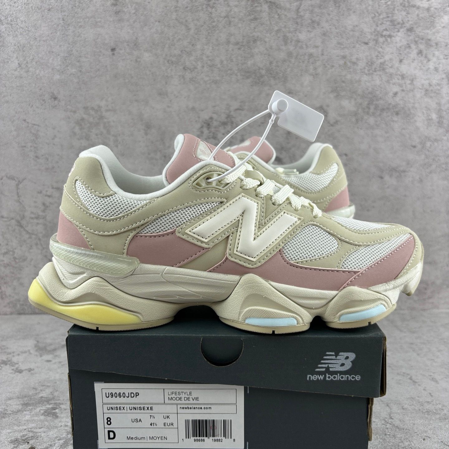 New Balance 9060 Sea Salt w Pineapple