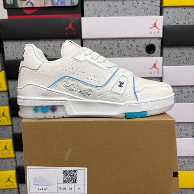 LV Trainer Blue