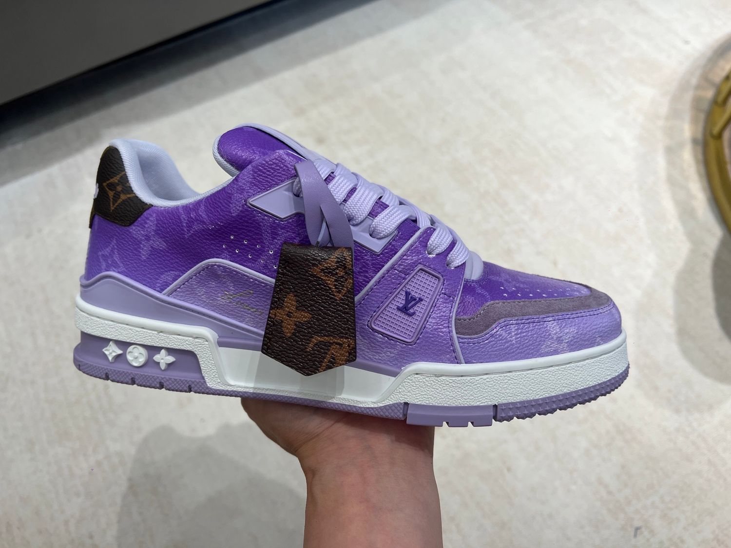 LV Trainer Purple