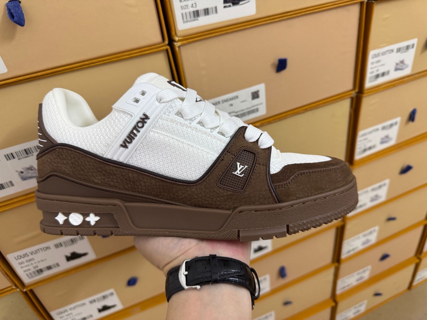 LV Trainer Brown Mult
