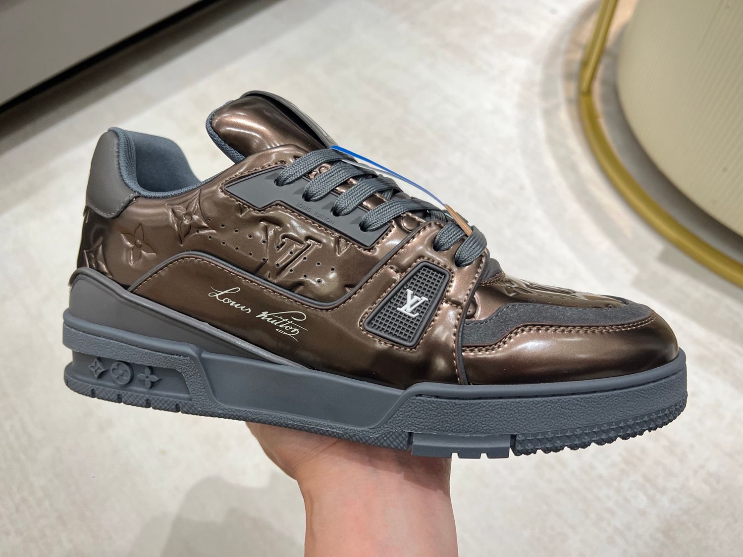 LV Trainer Brown Multi