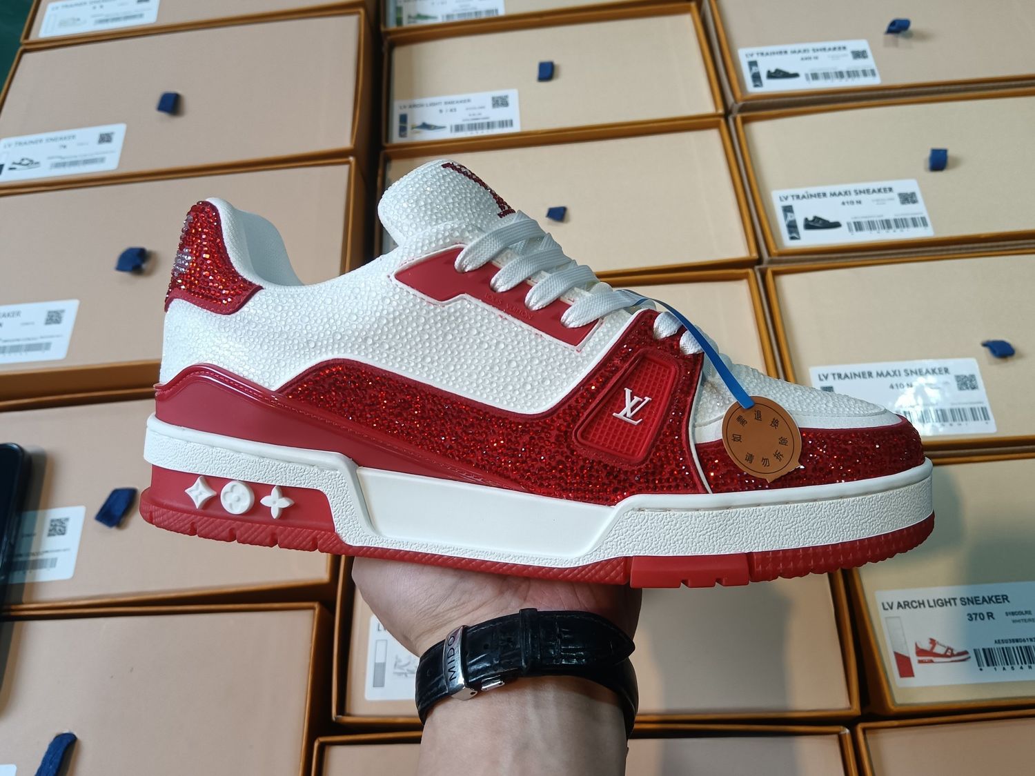LV Trainer White Red Multi W