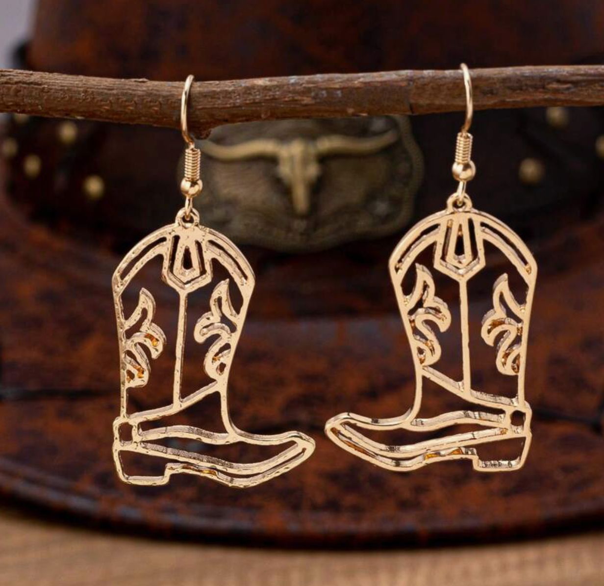 Hollow Cowgirl Boot earrings - Gold