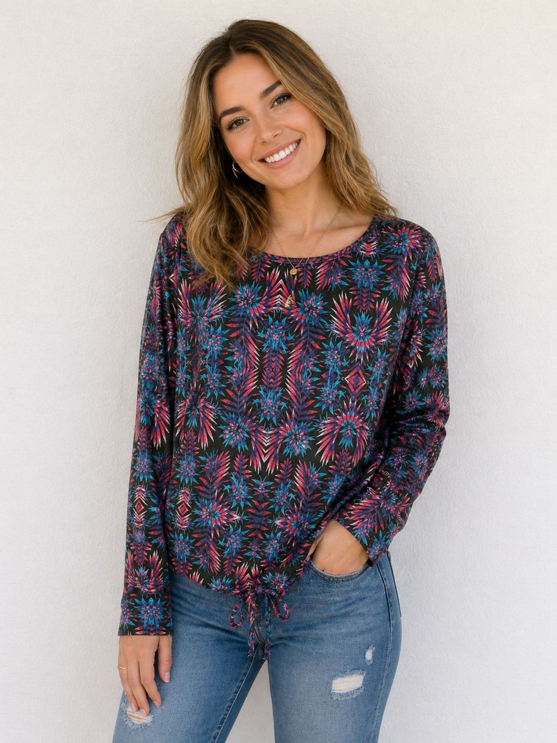 Long Sleeve Sunburst Pattern Tunic Top