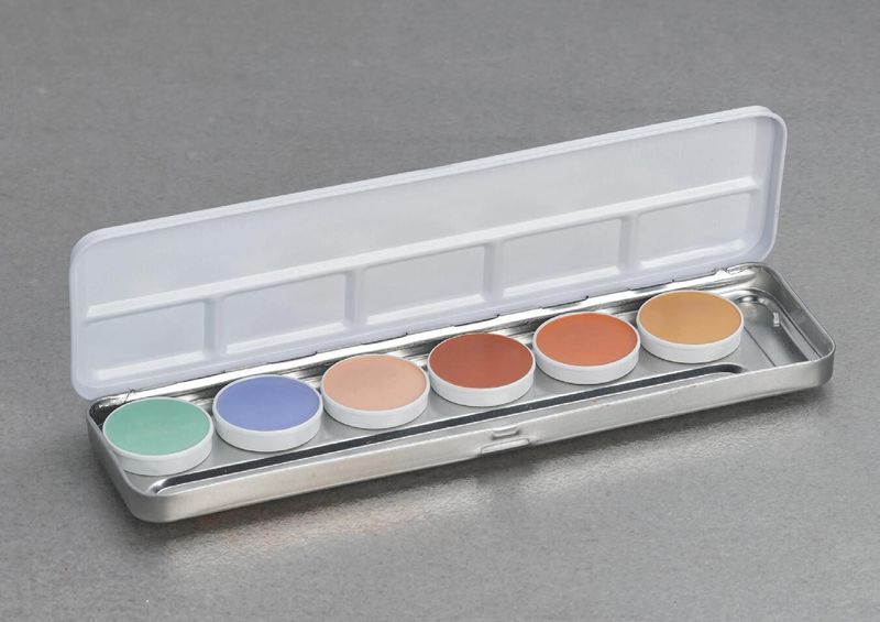 Correttori e fondotinta in pasta Correttori e fondotinta in pasta