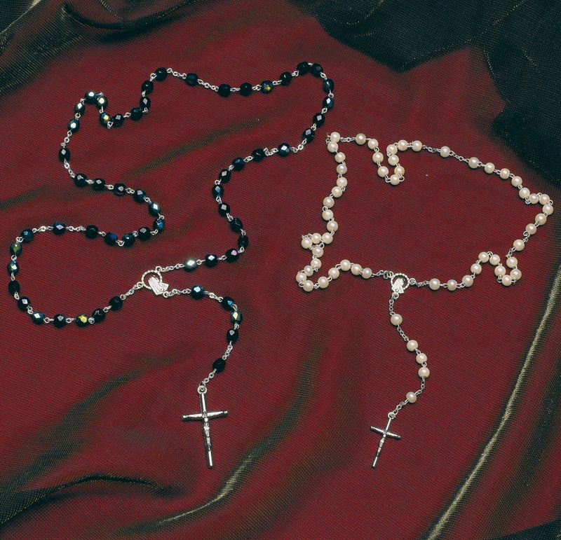 Rosari in cristallo scarabeo con particolari in argento Rosari in cristallo scarabeo con particolari in argento