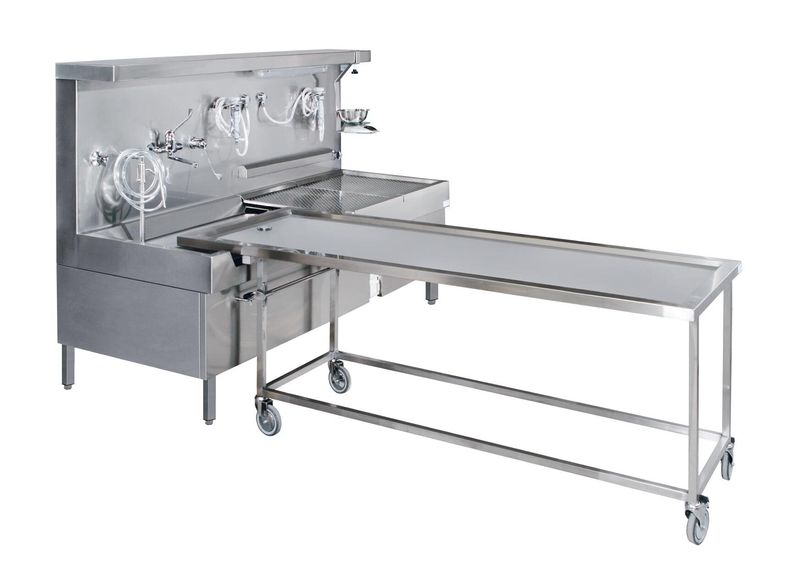 Stazione di dissezione con lavello a sinistra Stazione di dissezione con lavello a sinistra