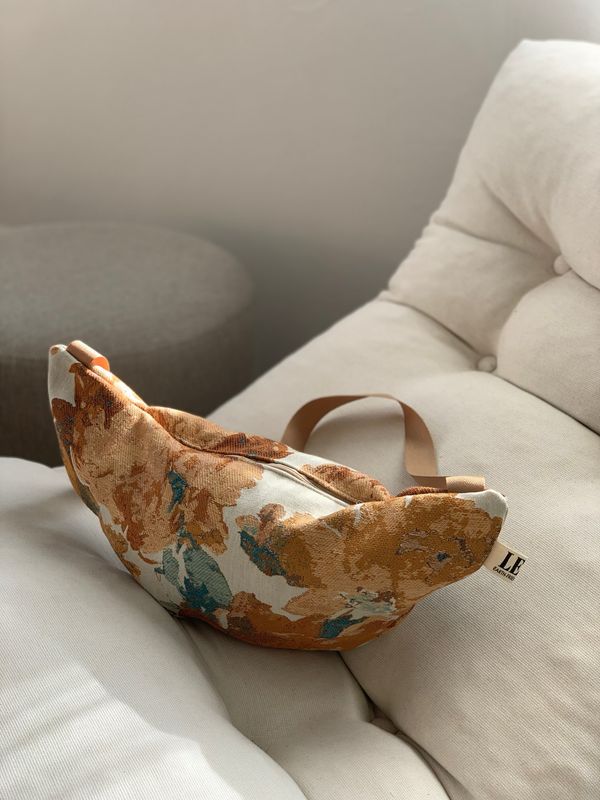 Florence Moon Bag