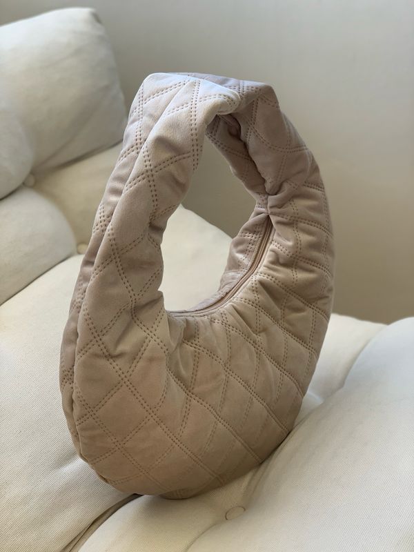 Venus Shoulder Bag