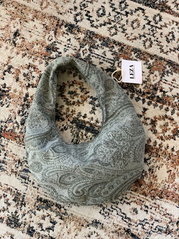 Paisley Cosmos Bag