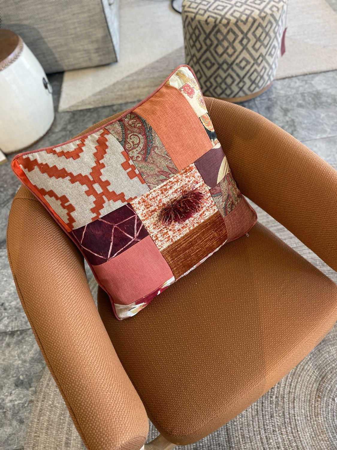 Rouge Cushion