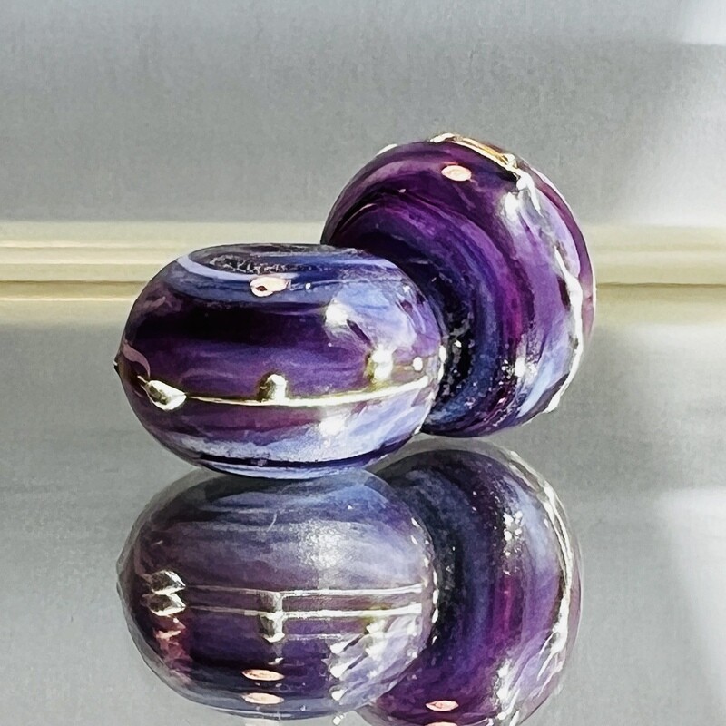 Jewels Verne Handmade Lampwork Beads
