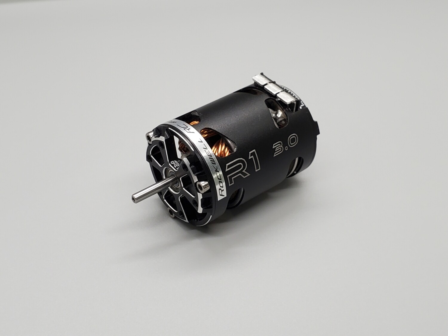 R1 v16 3.0t Drag Motor - Pre Order Please Allow 20 Business Days To Ship