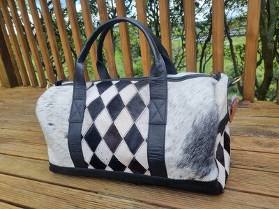 Cowhide Travel Bag with Checkered Design No.1