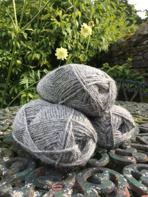 Herdwick/Mule Chunky Yarn 100g Ball of natural British Herdwick and Mule wool yarn spun from the fleeces of sheep at The Living Rug Company.