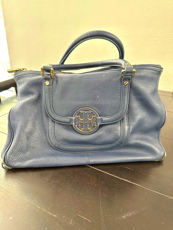 Tory Burch Bag (blue)