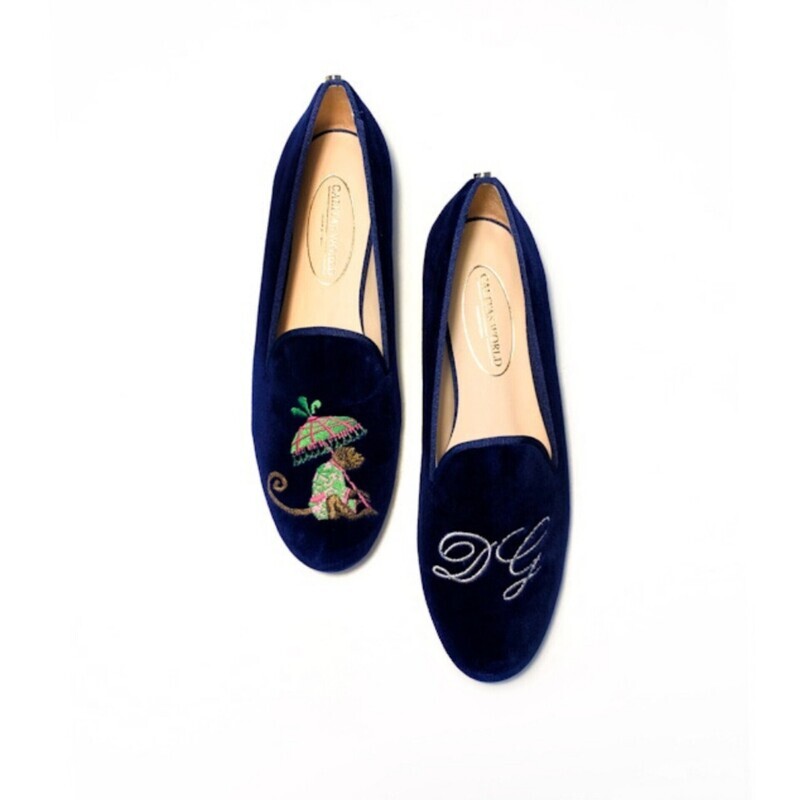​LOAFERS TERCIOPELO AZUL MARINO 9C0, MONO CON PARAGUAS E INICIALES EN PLATA