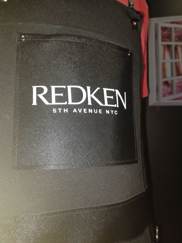 Redken grembiule multiuso antimacchia