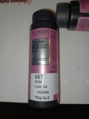 Redken shades 06 T