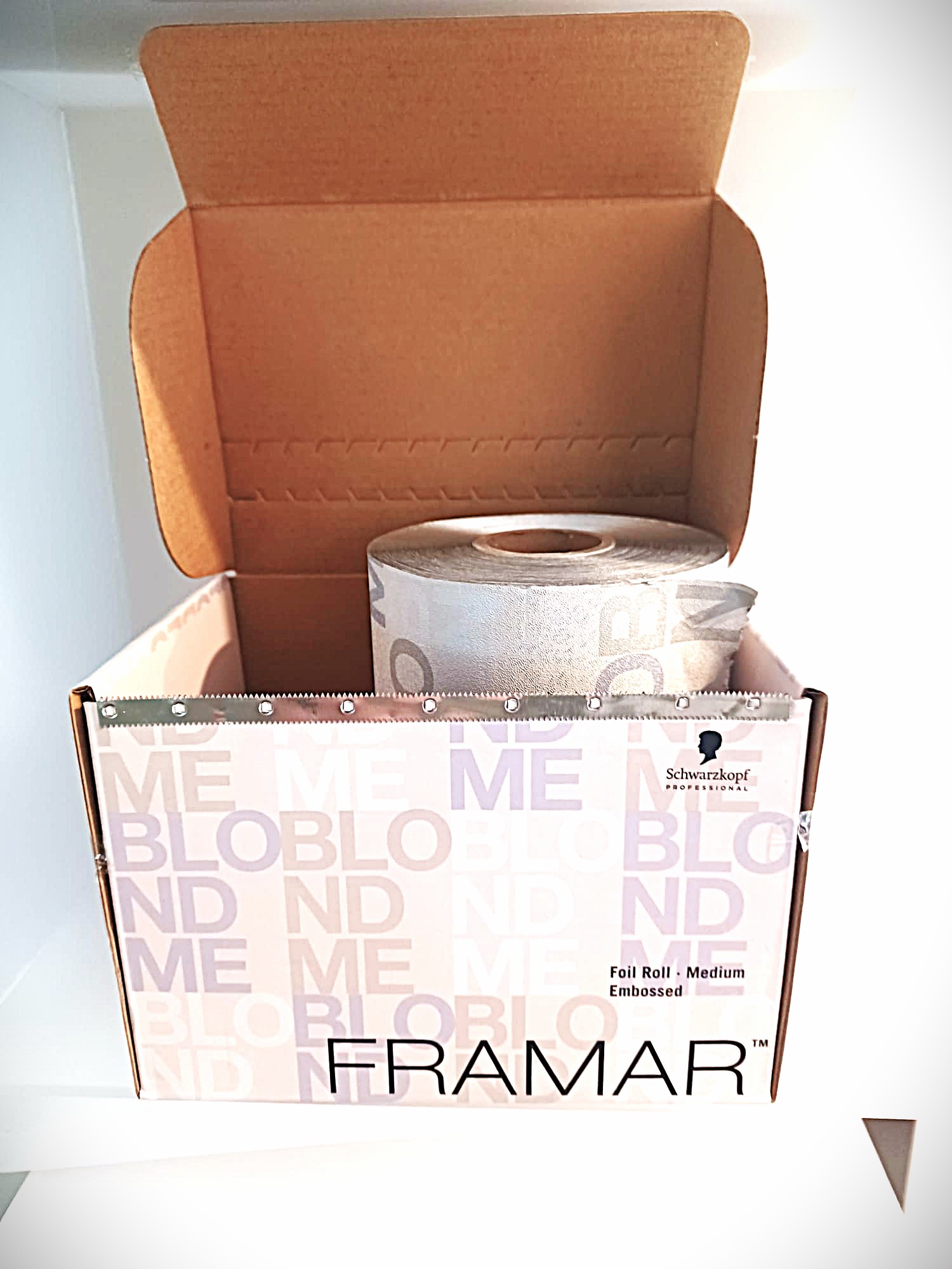 Schwarzkopf BLONDME x FRAMAR