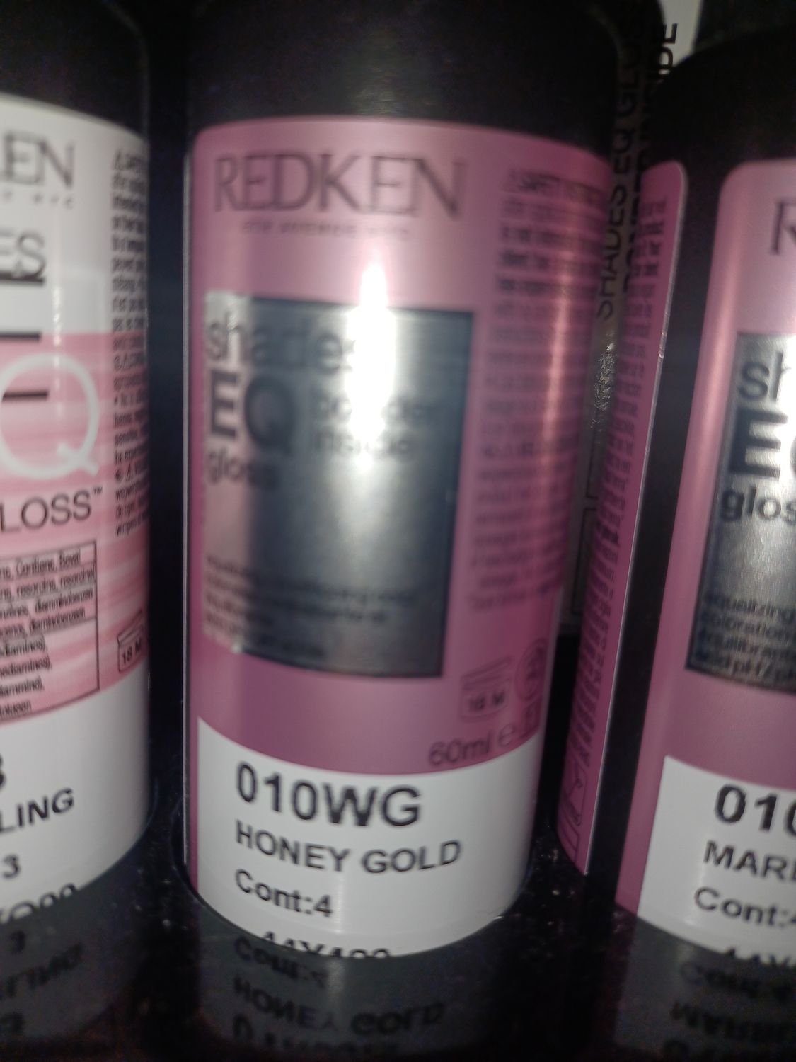 Redken Shades. 010 wg Redken Shades. 010 wg