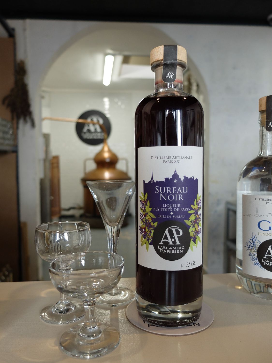 SUREAU NOIR - liqueur des toits de Paris