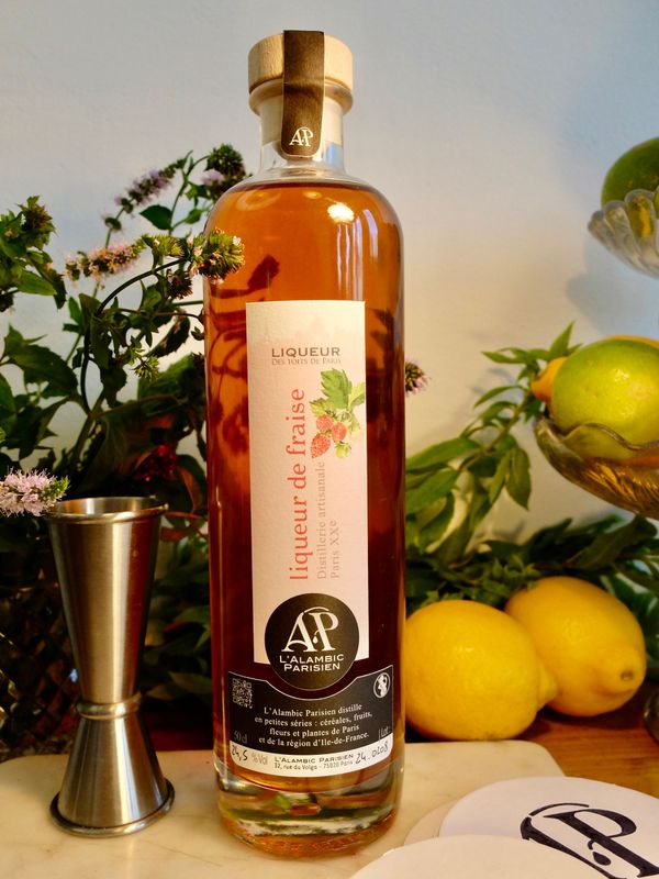 FRAISE - liqueur des toits de Paris