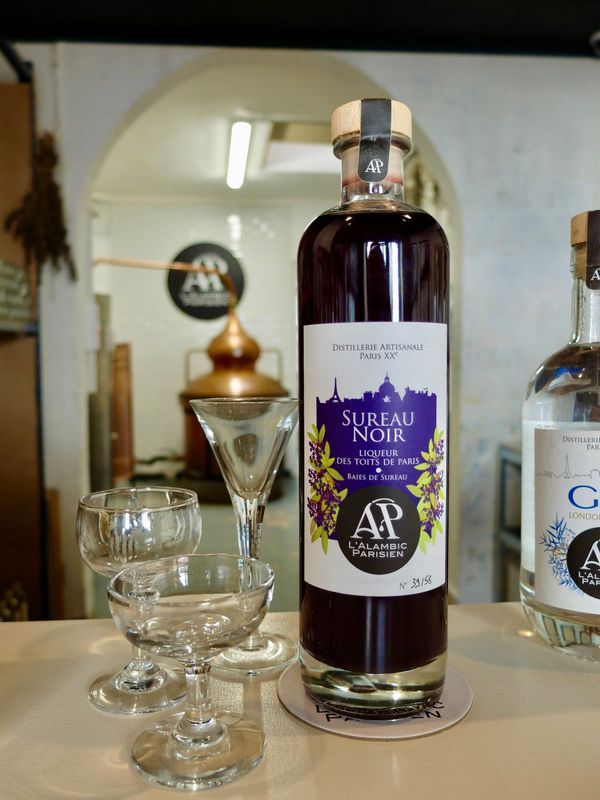 SUREAU NOIR - liqueur des toits de Paris