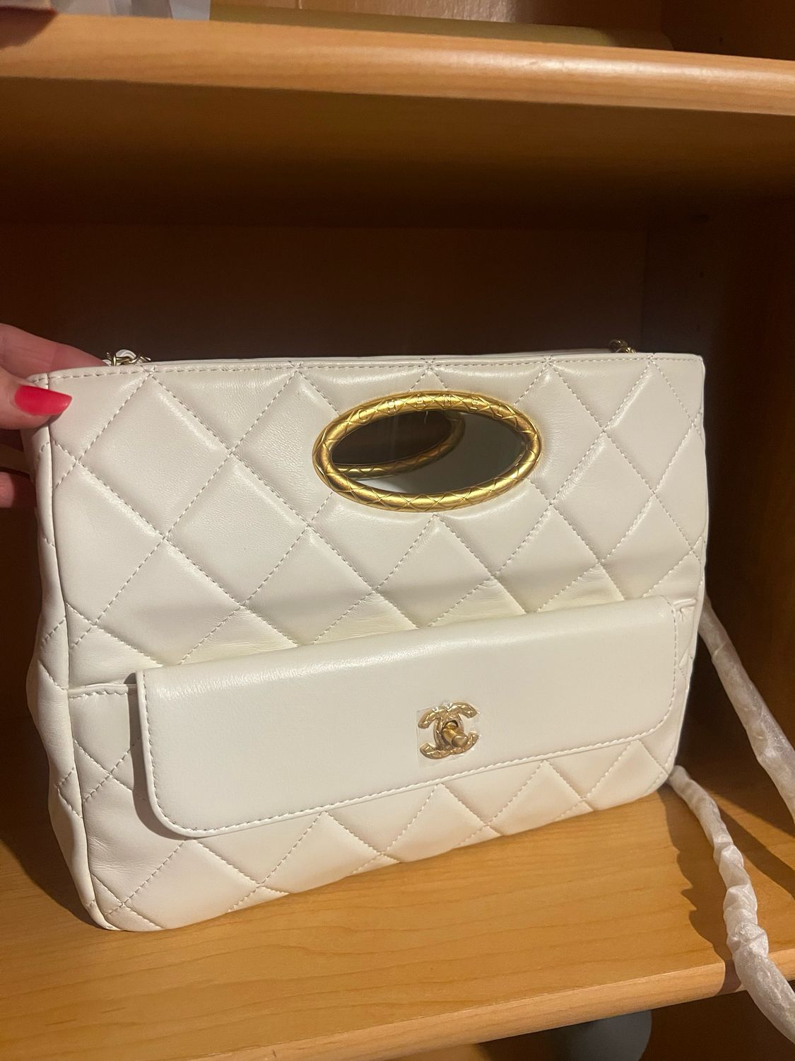 Gucci (medium size)