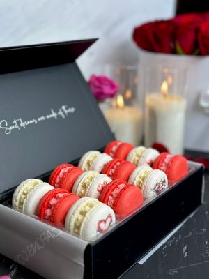 "Be My Valentine" Macarons Gift Set