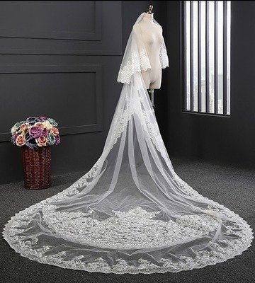 VEILS &amp; HEADPIECES