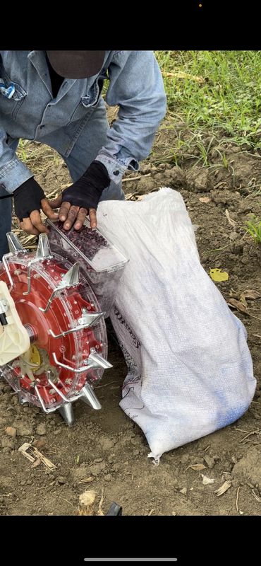 SEMBRADORA ABONADORA