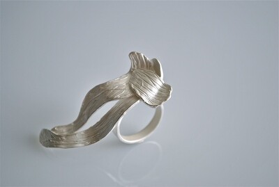 WEVES, GIOIELLO SCULTURA, anello handmade, creazione d'arte in argento