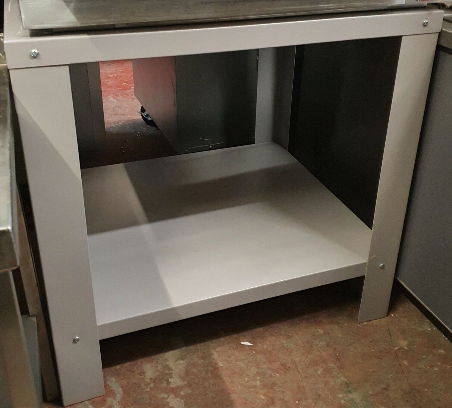 Pizza Oven Table Stand With Shelf