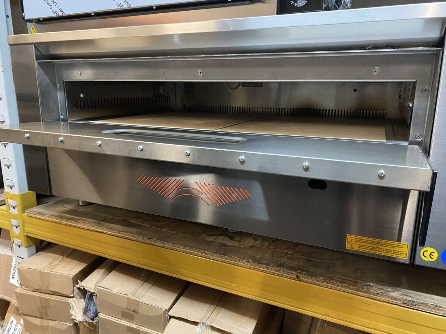 Gas Pizza Oven Single Deck (Takes 6 x 12" Pizza) *BRAND NEW*