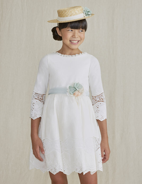 Vestido bordado 5032 Abel y Lula