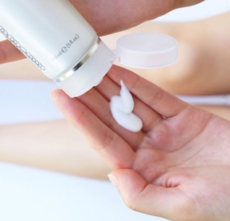Firming Cream / ageLOC® Dermatic Effects™ Body Contouring Lotion