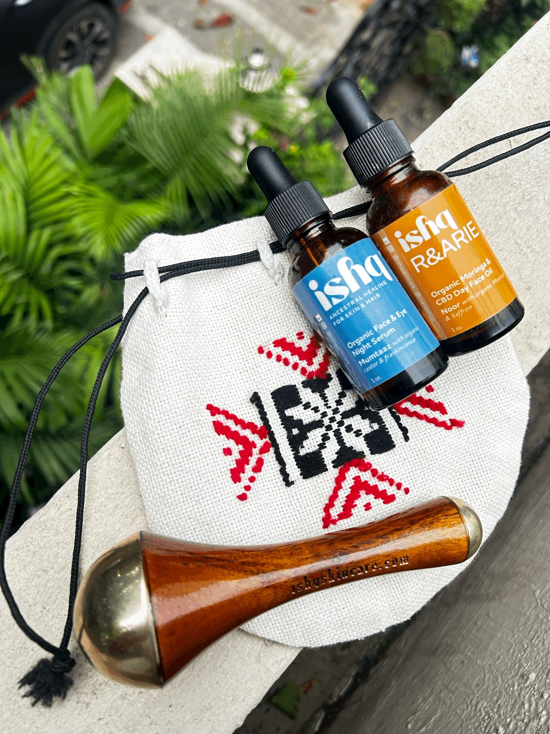 Ishq Woven Radiance Gift Set