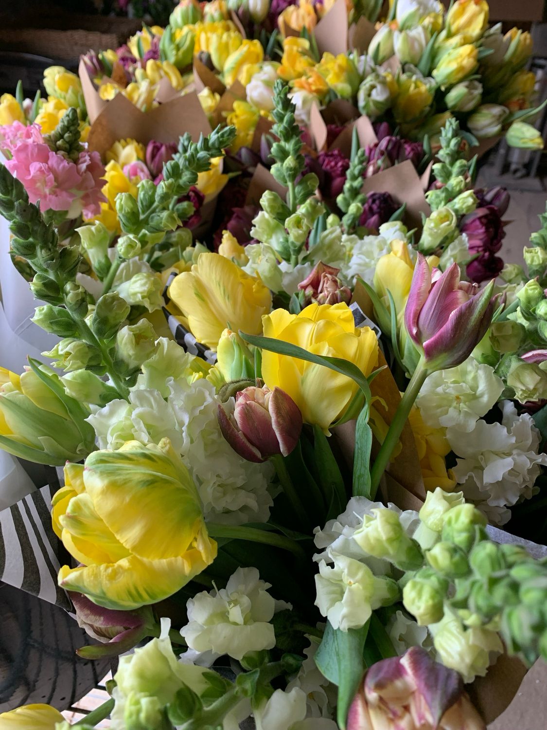 Bouquet, wrapped, standard size