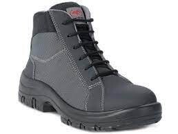 Scarpa antinfortunistica(alta)