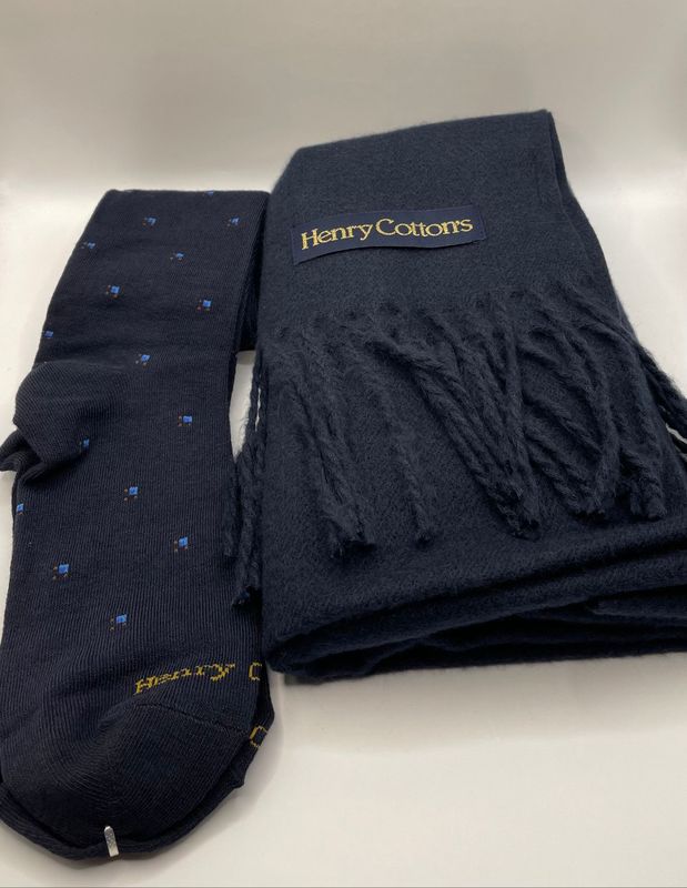 Cofanetto calze + sciarpa