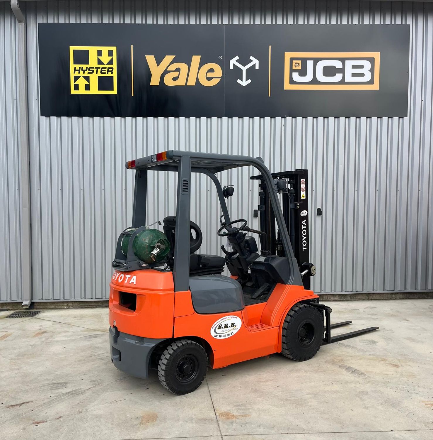 TOYOTA - 427 FGF 15 TOYOTA - 427 FGF 15