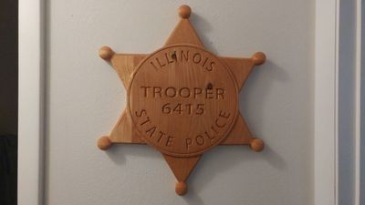 3D V CARVED - Personalized Illinois State Trooper Police Badge V Carved Wood Sign