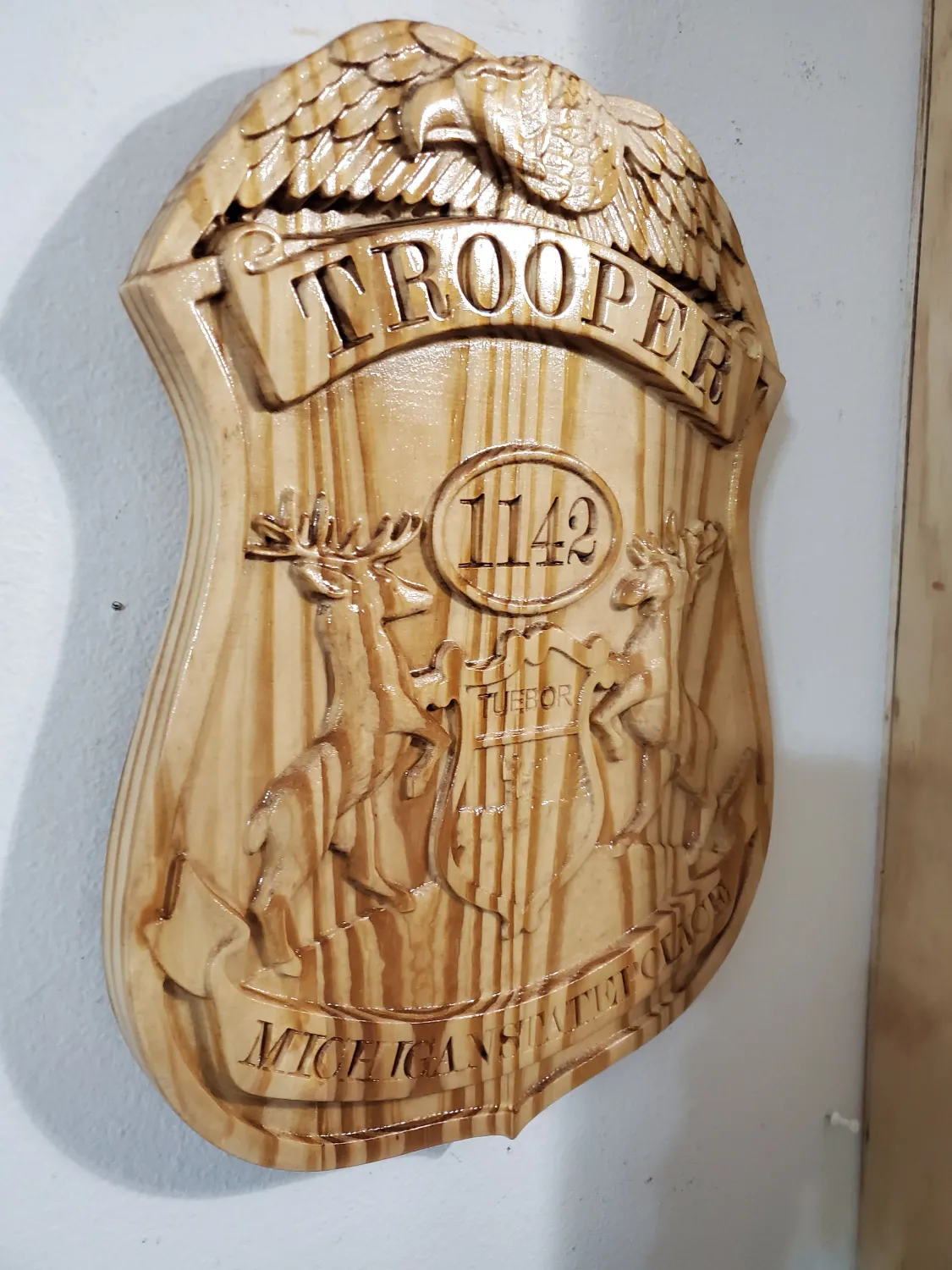 3D V CARVED - Personalized Michigan State Trooper Police Badge V Carved Wood Sign