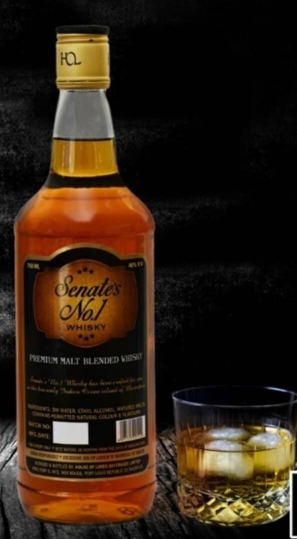 Senate&#39;s Deluxe Whiskey