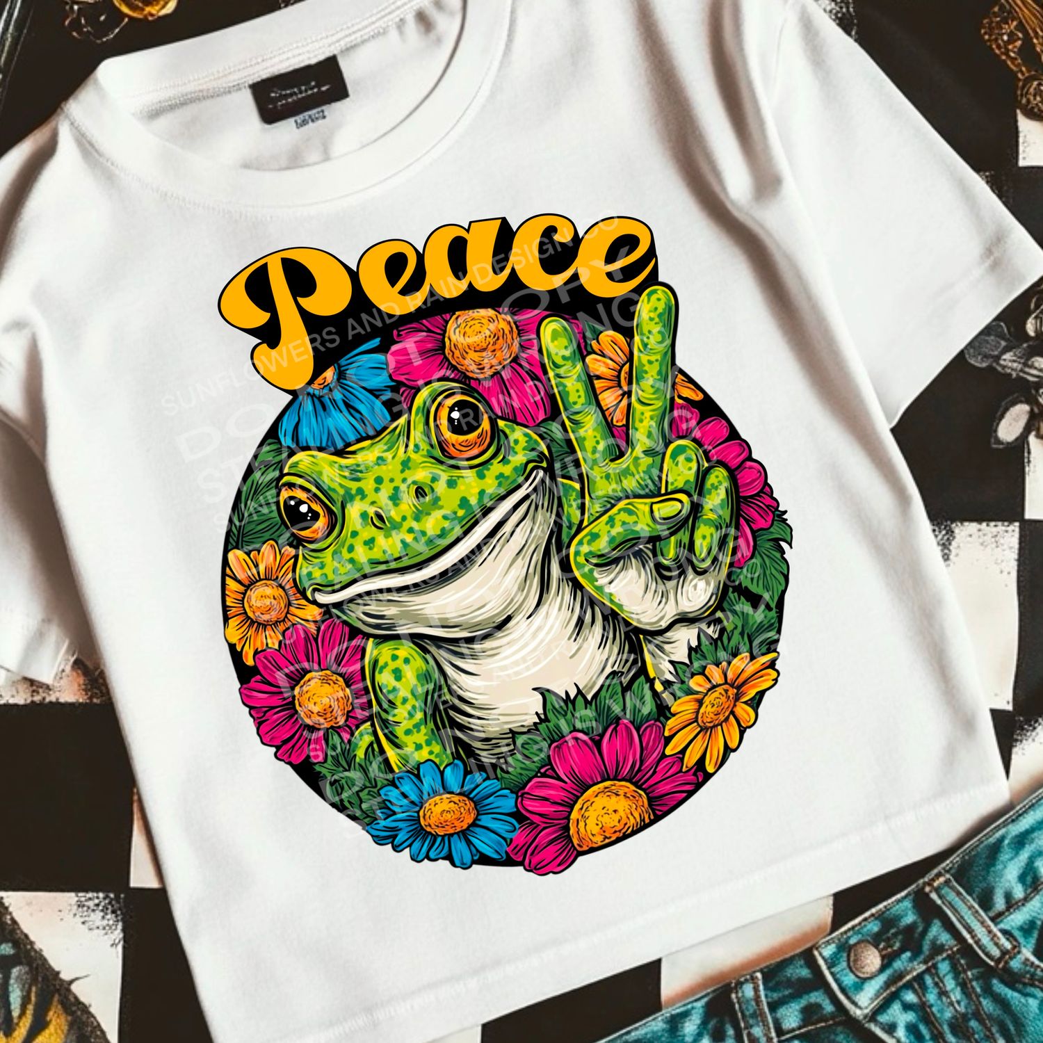Peace frog png file for sublimation and dtf shirts. Digital download only.