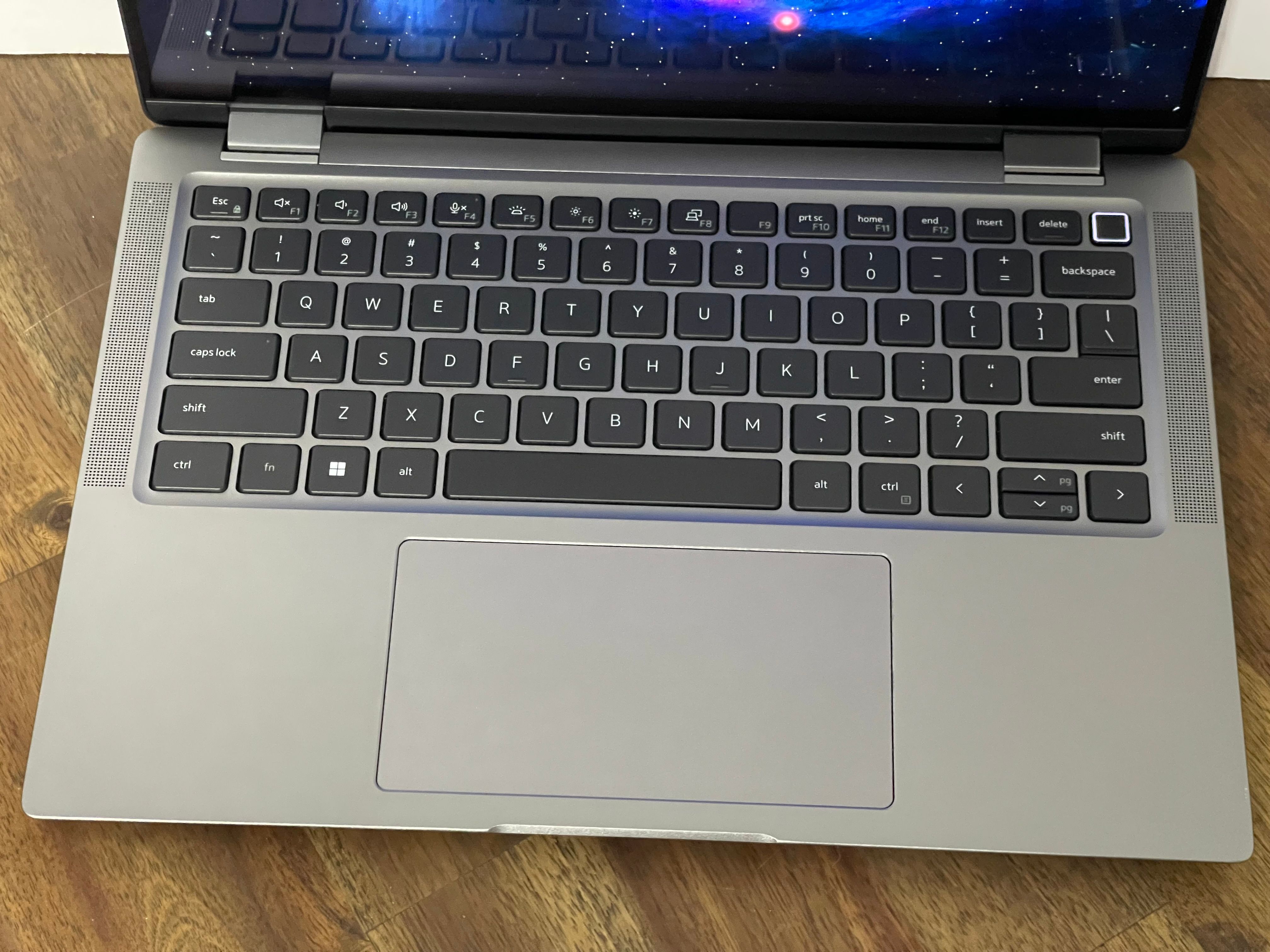 Celestial Comet | Dell Latitude 7440 | 14